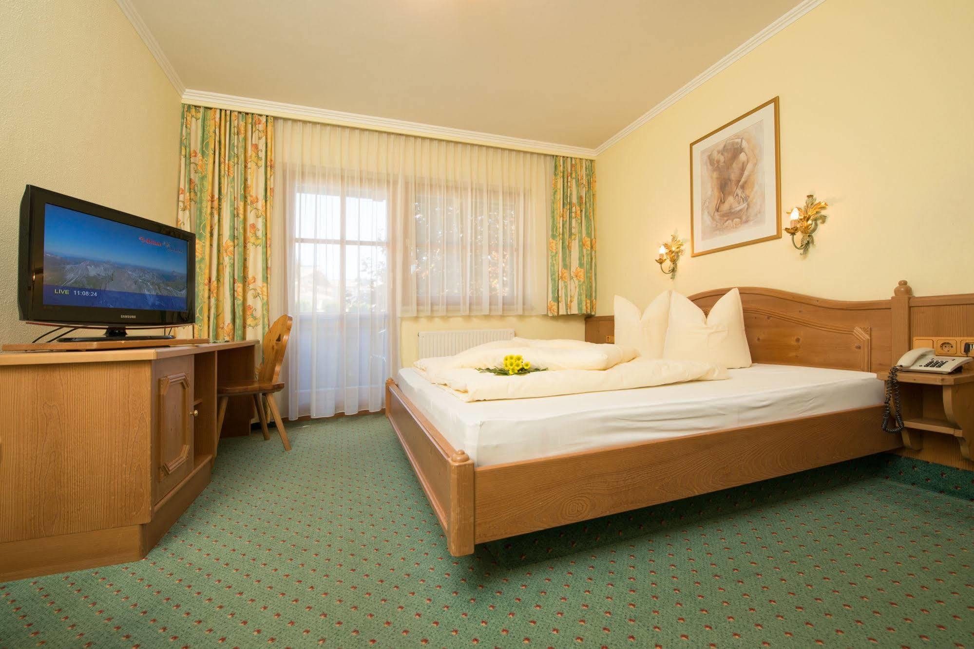 Apart Hotel San Antonio St. Anton am Arlberg Eksteriør bilde